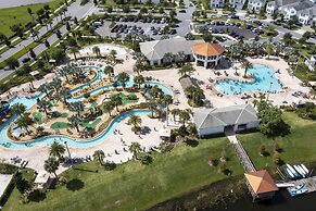 Brand New at Storey Lake Resort, Private Pool, Near Famous Attractions