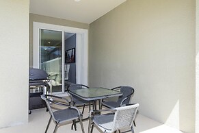 Brand New at Storey Lake Resort, Private Pool, Near Famous Attractions