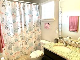 Solterra Resort!! Spacious House With Game Room, Private Pool and Movi