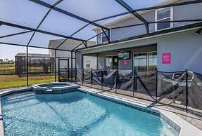 Amazing 5/6 Vacation Home at Windsor Island Resort!!!