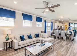 Amazing 5/6 Vacation Home at Windsor Island Resort!!!