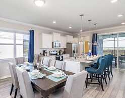 Amazing 5/6 Vacation Home at Windsor Island Resort!!!