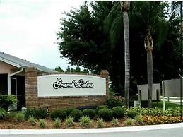 Grand Palm Community, Picnic Benches, Tennis Court and Much More!!