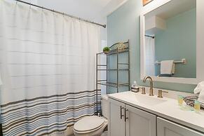 Villas at Island Club Community, Pools, Jacuzzi and More!