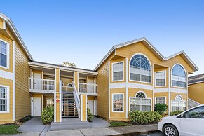 Villas at Island Club Community, Pools, Jacuzzi and More!