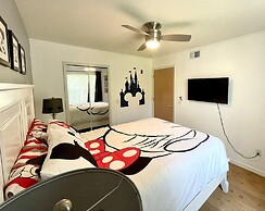 Villas at Island Club Community, Pools, Jacuzzi and More!