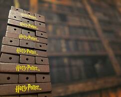 Villas at Island Club Community, Pools, Jacuzzi and More!