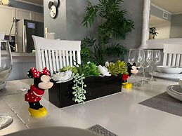 Villas at Island Club Community, Pools, Jacuzzi and More!