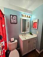 Villas at Island Club Community, Pools, Jacuzzi and More!