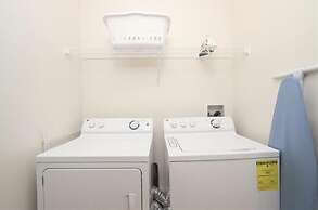 Gated Community With Private hot tub Near Disney!!!