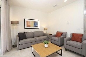 Gated Community With Private hot tub Near Disney!!!