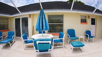 Large Pool With Jacuzzi, Near the Disney Attractions!!