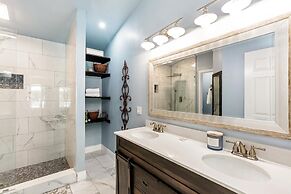 Private Pool House, Near all Famous Attractions!!!