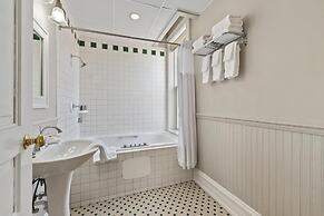 The Audubon Hotel and Event Venue