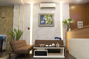 Sen Hotel My Dinh Song Da