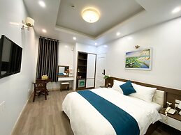 Sen Hotel My Dinh Song Da