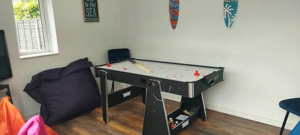 Seaside Cottage Hot tub & Games Room