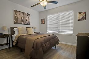 The Harmony Designer Home In Central Dfw 4 Bedroom Home by Redawning