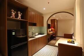 Lanura Apartments and Hotel