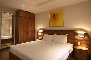 Lanura Apartments and Hotel