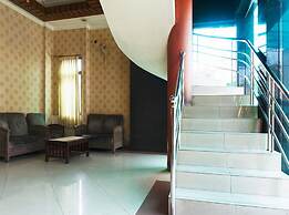 OYO 91327 Residence 38