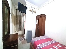 OYO 91327 Residence 38