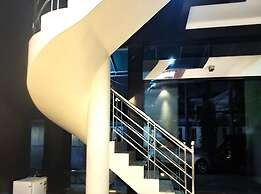 OYO 91327 Residence 38