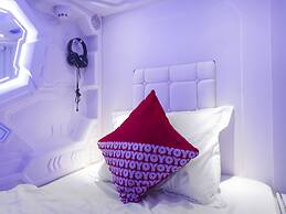 Super OYO 91328 Fiducia Capsule Hotel