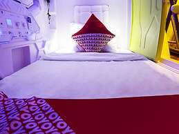 Super OYO 91328 Fiducia Capsule Hotel