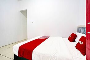 OYO 91329 Guest House Le-banon Syariah