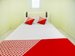 OYO 91314 Zein House