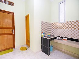 OYO 91314 Zein House