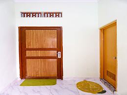 OYO 91314 Zein House