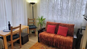 Kokomo Inn - Tropical Riverfront B&B