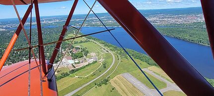 Kokomo Inn - Tropical Riverfront B&B