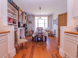 6 Gloster Terrace