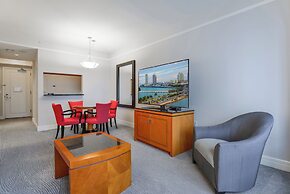 Luxury Condos at Four Seasons