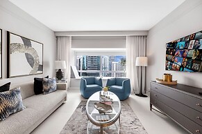 Luxury Condos at Four Seasons