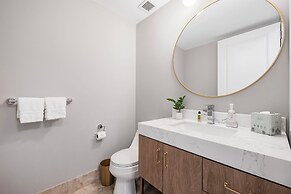 Luxury Condos at Four Seasons