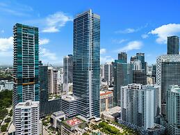 Luxury Condos at Four Seasons