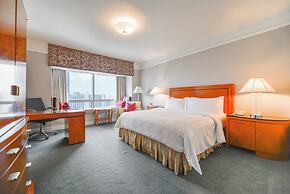 Luxury Condos at Four Seasons