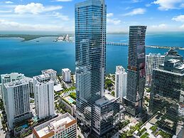 Luxury Condos at Four Seasons