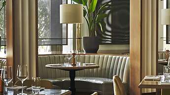 Luxury Condos at Four Seasons