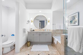 Luxury Condos at Four Seasons