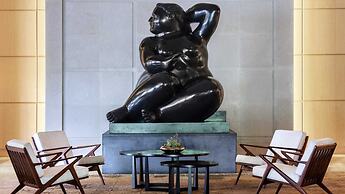 Luxury Condos at Four Seasons