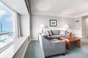 Luxury Condos at Four Seasons