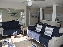 407 2 Bedroom Villa by RedAwning