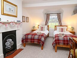 Bryniau Bychain Cottage