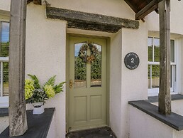 Bryniau Bychain Cottage