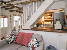 Bryniau Bychain Cottage